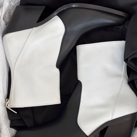 Givenchy Leather Cowboy Boots Color Block Black and White Western Ankle Bootie - Picture 8 of 14